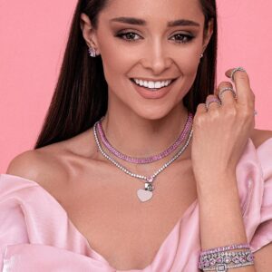 Mini tenis grivna ot medicinska stomana s beli kristalceta copy 65f4d7766df7c 1920x1920